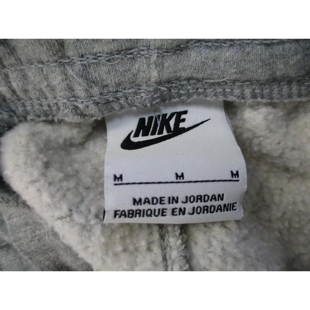 Nike Joggers Mens M Gray Club Fleece Sweatpants BV2671-063 Embroidered Logo